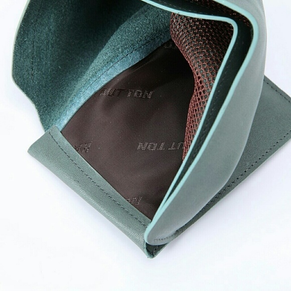 HAUT-TON Genuine Leather 100% Authentic Wallet - Picture 3 of 3